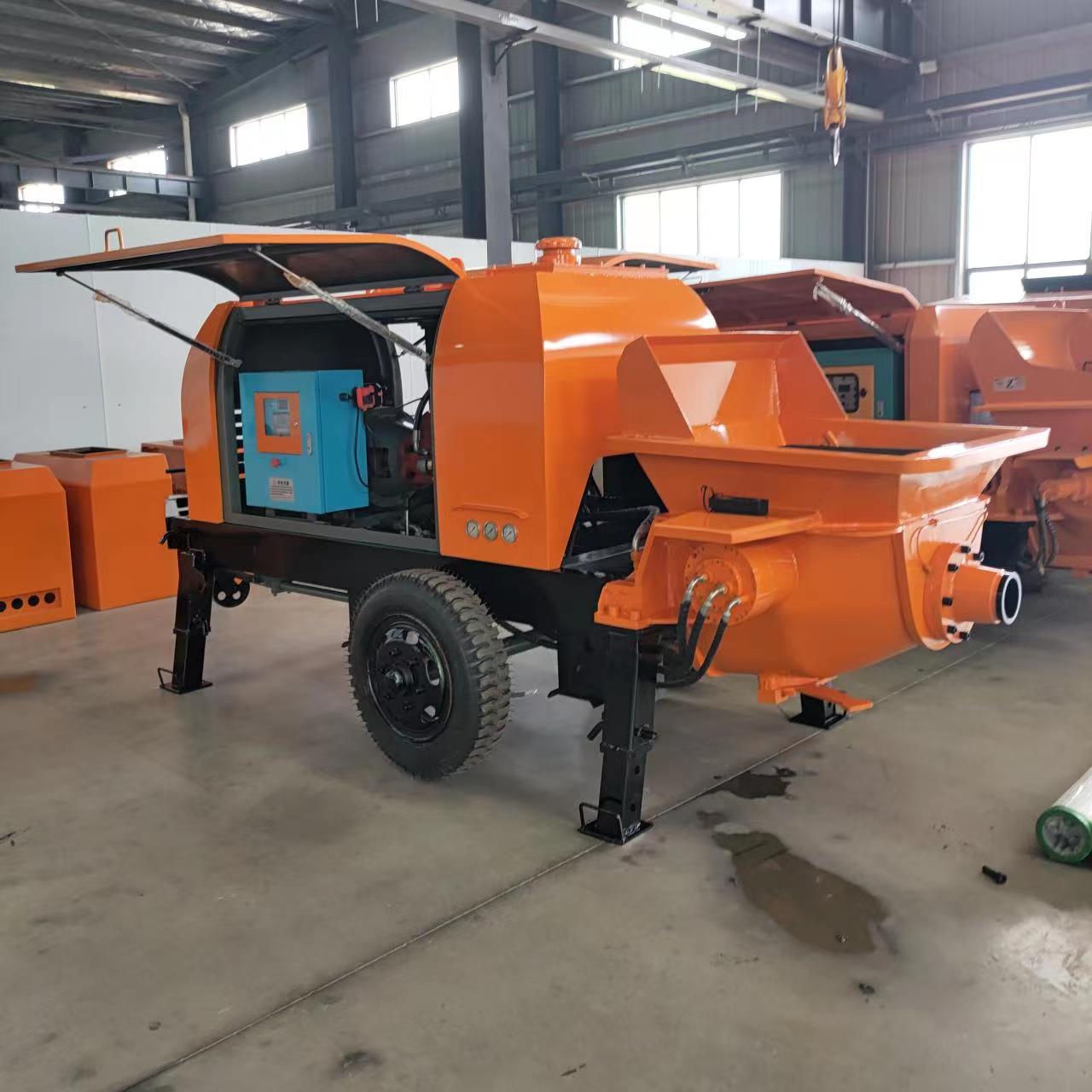 盛世飞投HBT50泵甘肃平凉施工现场：高效输送，减少能源浪费，提高工作效率。